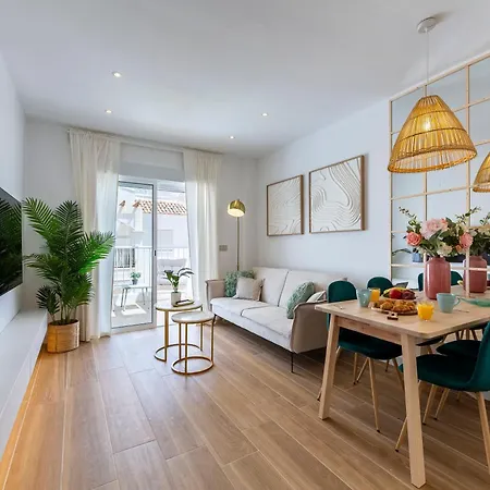 4min # Marina Golf # Renovated # Wifi # Smart Tv Apartment
